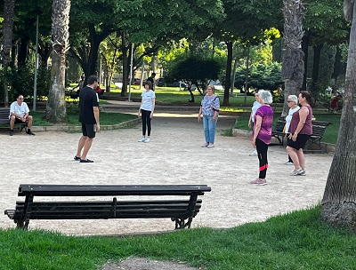 Clase en el parque José Royo